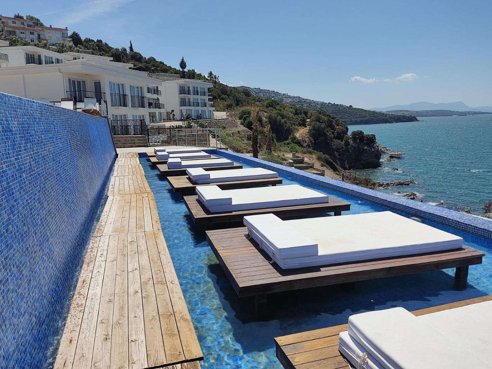 Hotel Ni Marin